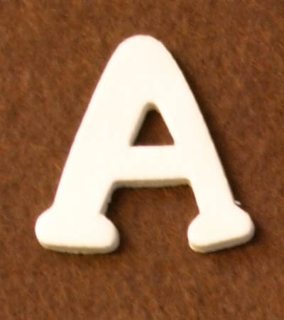 Vanerikirjain 4 cm, A - Kirjaimet ja numerot - 6160000 - 1