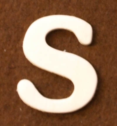 Vanerikirjain 4 cm, S - Kirjaimet ja numerot - 6161800 - 1