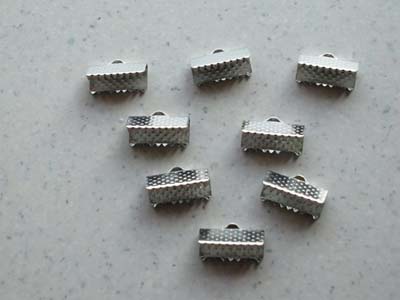 Nauhanpää lenkillä 13x6mm Hopeanvärinen - Korunosat ja korutarvikkeet - 12319-1902 - 1