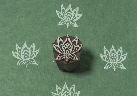 Blockwallah-leimasin Little Lotus - Puuvartiset leimasimet ja Blockwallah - B004 - 1