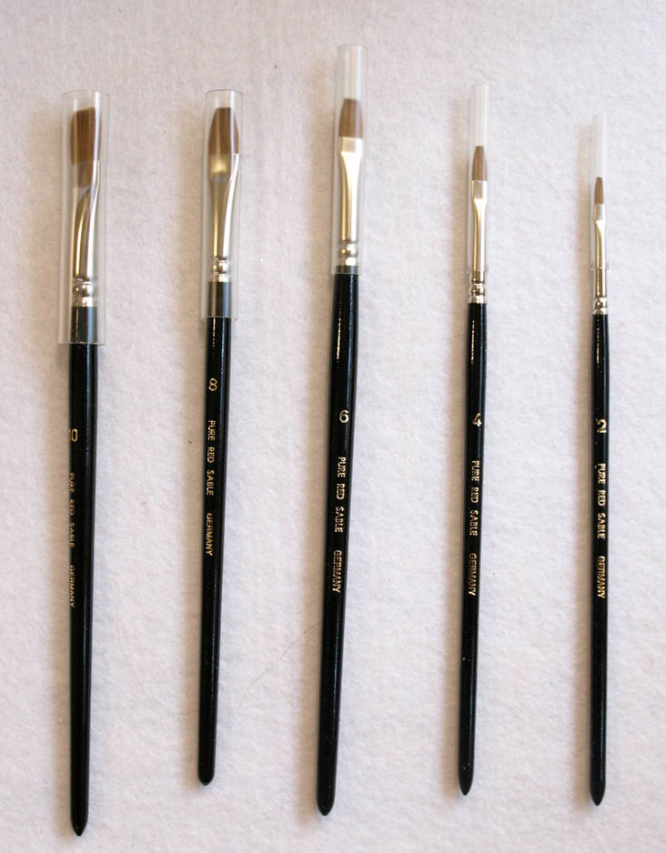 Tasakärkisivellin, 9,0 mm LKL - Näädankarvasiveltimet liuotinväreille - 99410-8 - 1